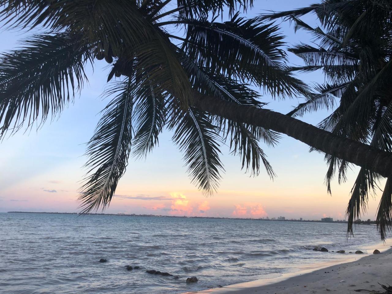 Upepo Garden Hotel Dar es Salaam Zewnętrze zdjęcie